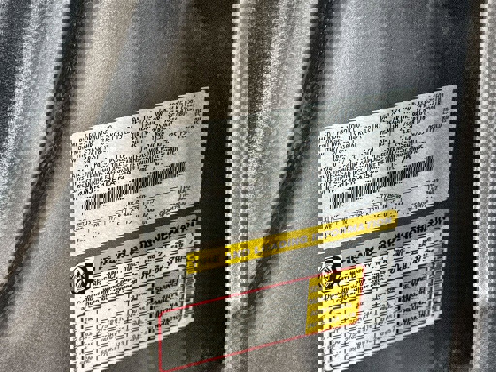 Used 2024 Ford Expedition Max XLT image 34