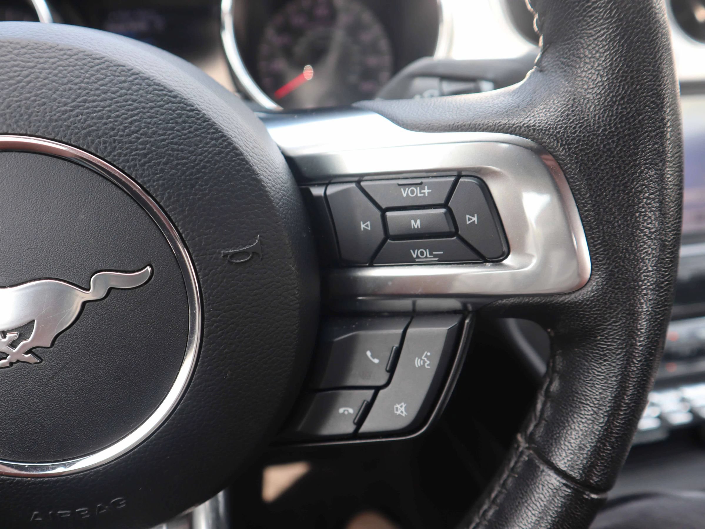 Used 2017 Ford Mustang GT Premium RWD image 17