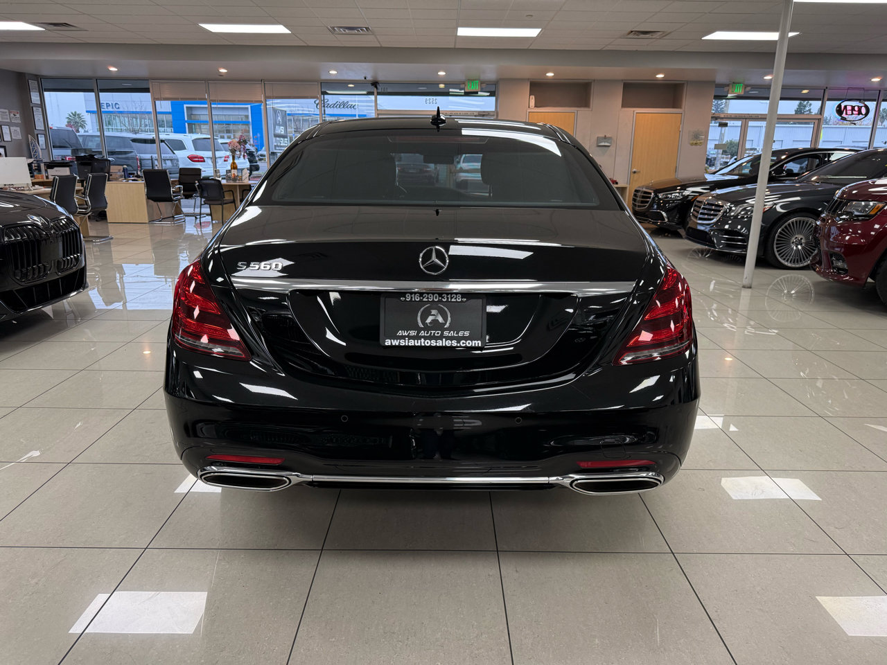 Used 2018 Mercedes-Benz S 560 Sedan image 6