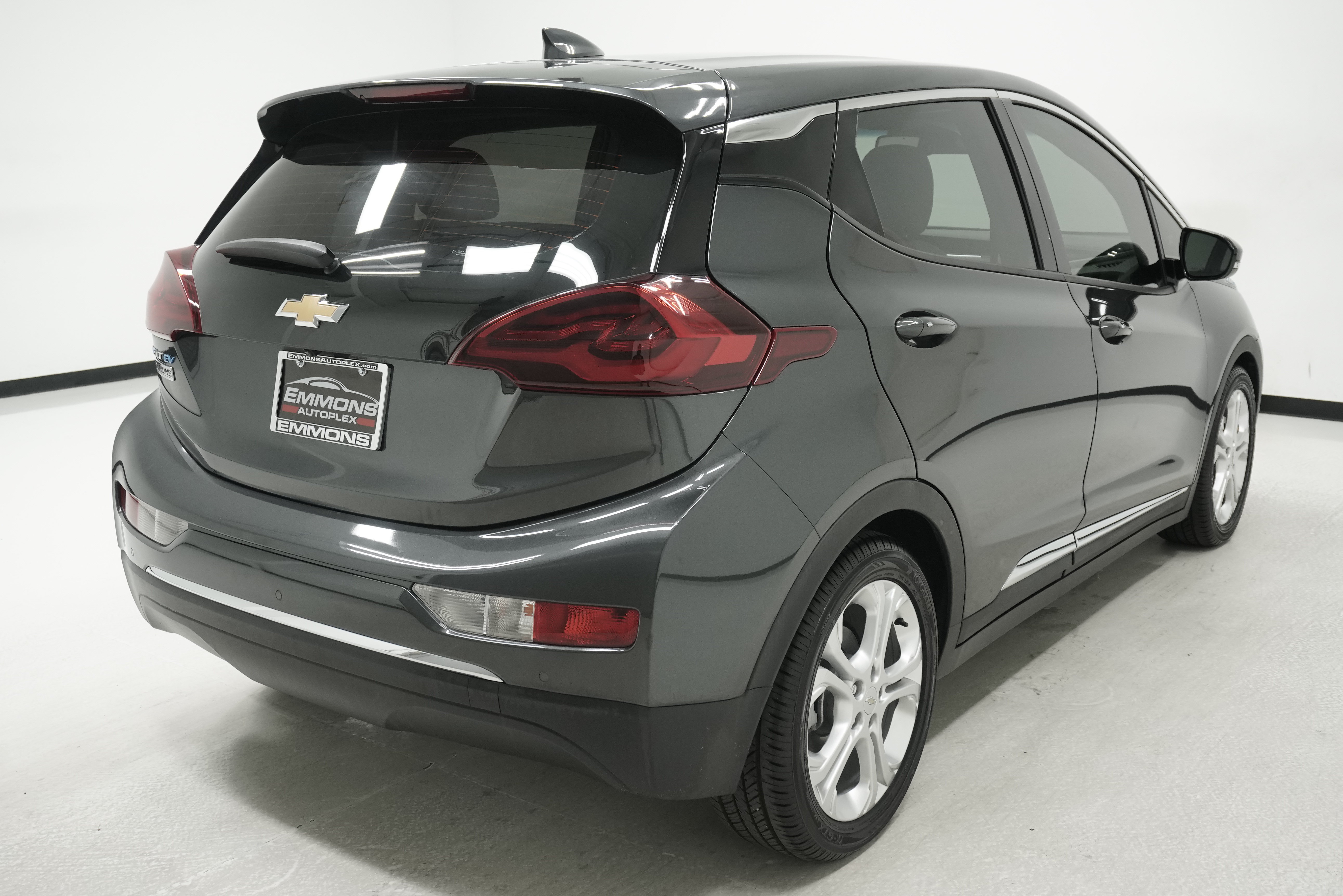 Used 2019 Chevrolet Bolt LT FWD image 4