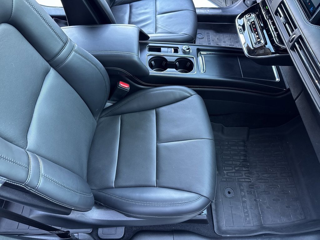 Used 2024 Lincoln Corsair Grand Touring w/ Equipment Group 301A image 13
