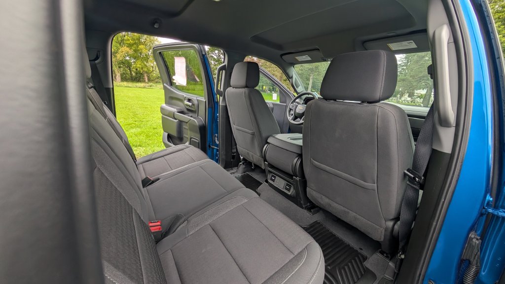 Used 2024 Chevrolet Silverado 1500 Custom AWD/4WD image 15