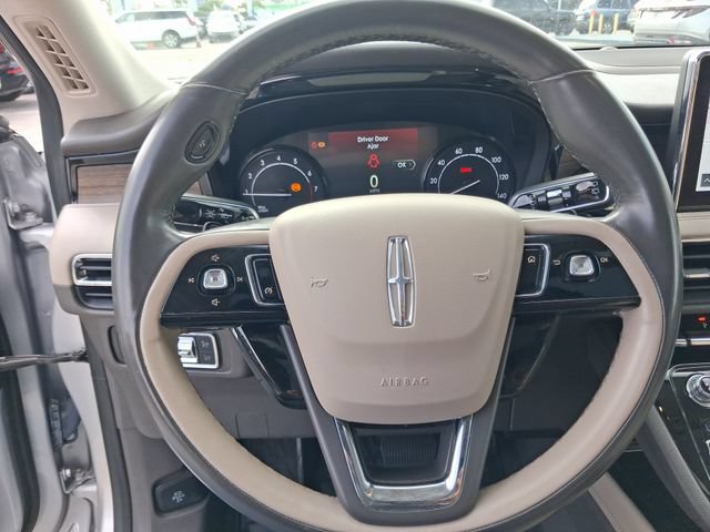Used 2020 Lincoln Corsair Reserve FWD image 16