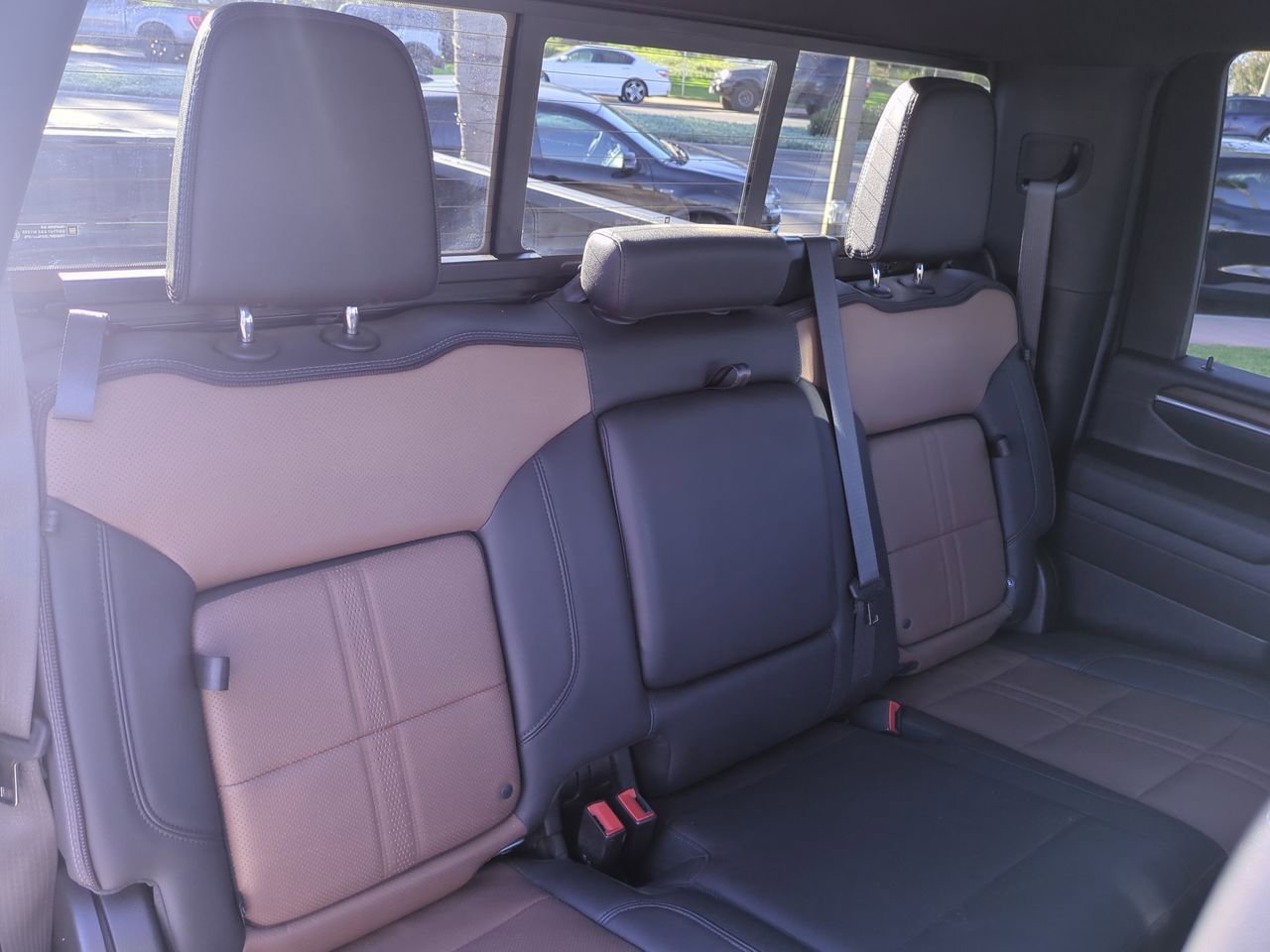 Used 2024 Chevrolet Silverado 2500 High Country w/ High Country Premium Package image 35
