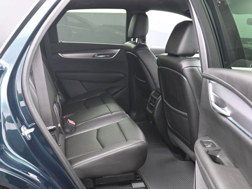 Used 2026 Cadillac XT5 Luxury image 12