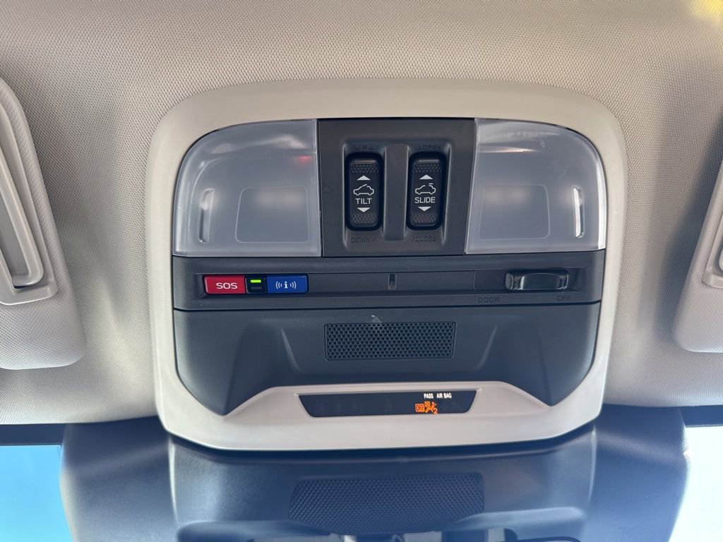 Certified 2025 Subaru Crosstrek 2.5i Limited w/ Crosstrek Mirror Package image 24