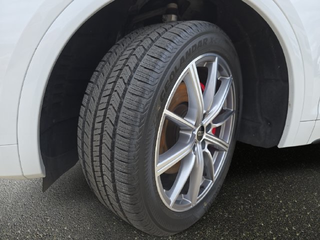 Used 2024 Audi Q5 e Premium Plus AWD/4WD image 35