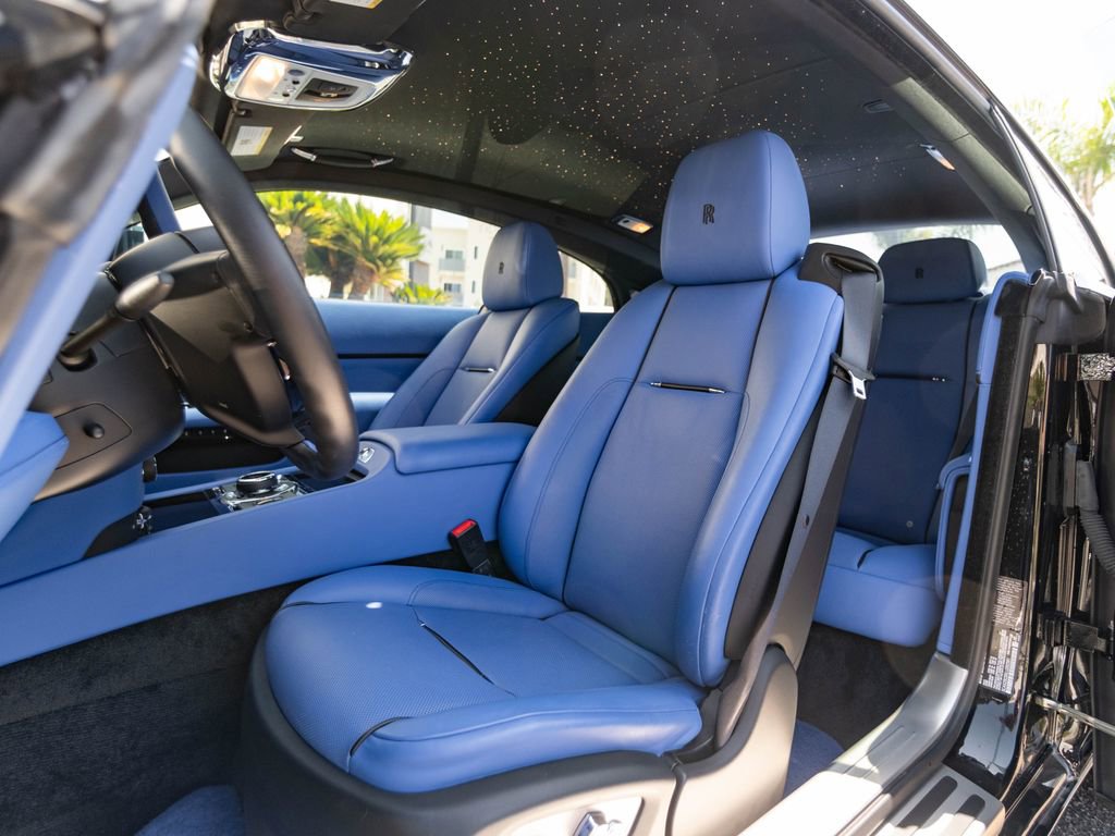 Used 2020 Rolls-Royce Wraith RWD image 23
