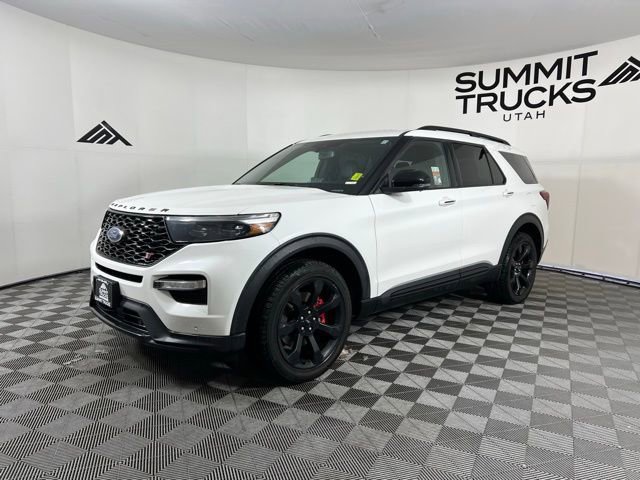 Used 2022 Ford Explorer ST w/ Equipment Group 401A image 2