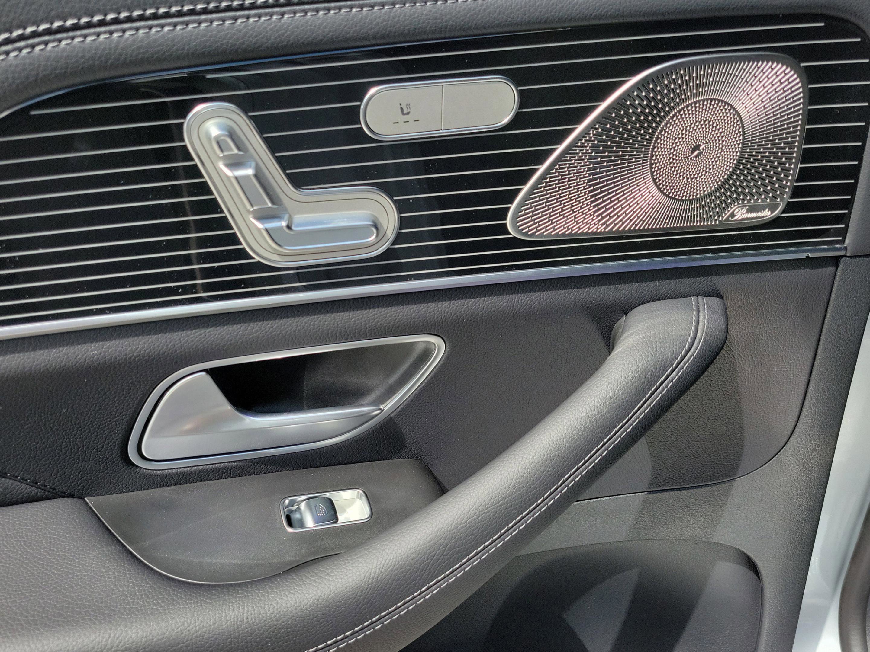 New 2026 Mercedes-Benz GLS 580 4MATIC image 12