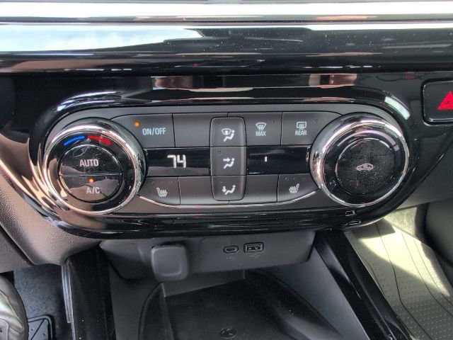 New 2026 Chevrolet Trax RS w/ Sunroof Package FWD image 20