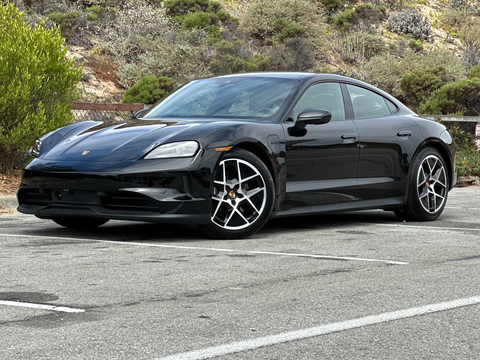 New 2025 Porsche Taycan image 1