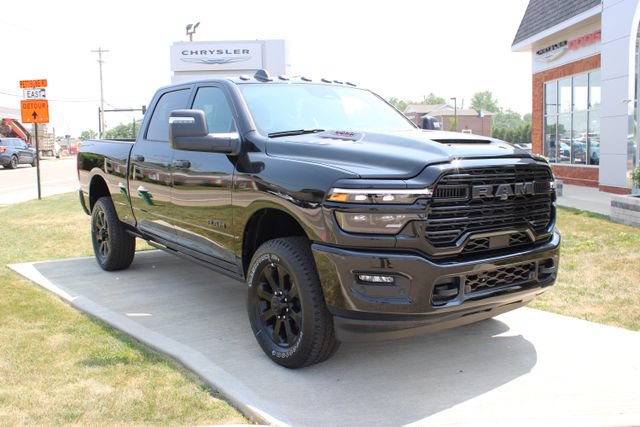 Used 2026 RAM 3500 Laramie AWD/4WD image 3