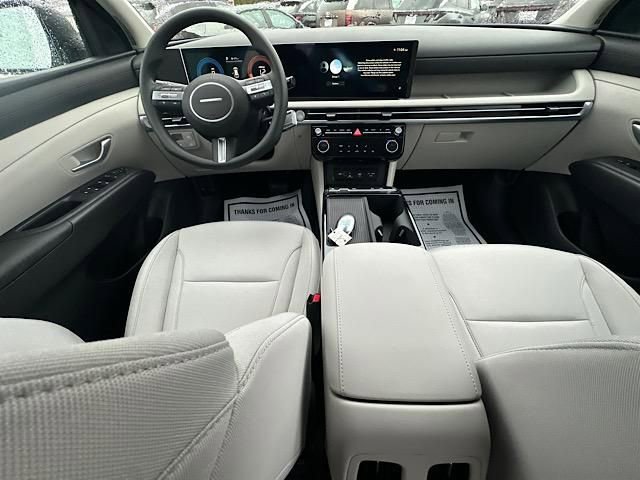 Used 2026 Hyundai Tucson Blue SE w/ Tow & Go Package image 10