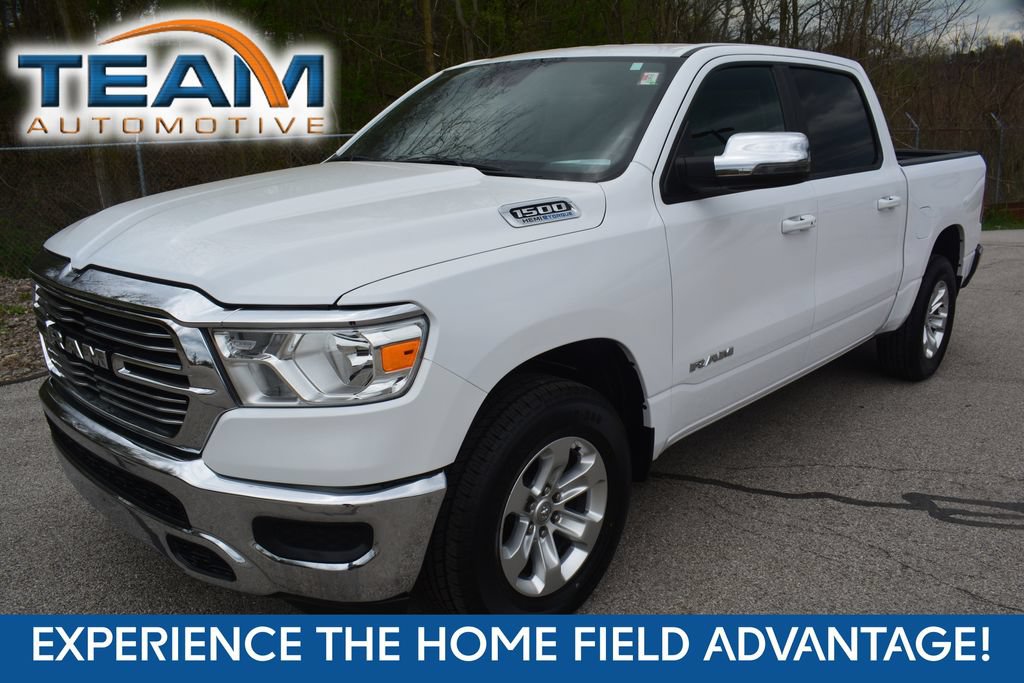 Used 2024 RAM 1500 Laramie AWD/4WD image 1
