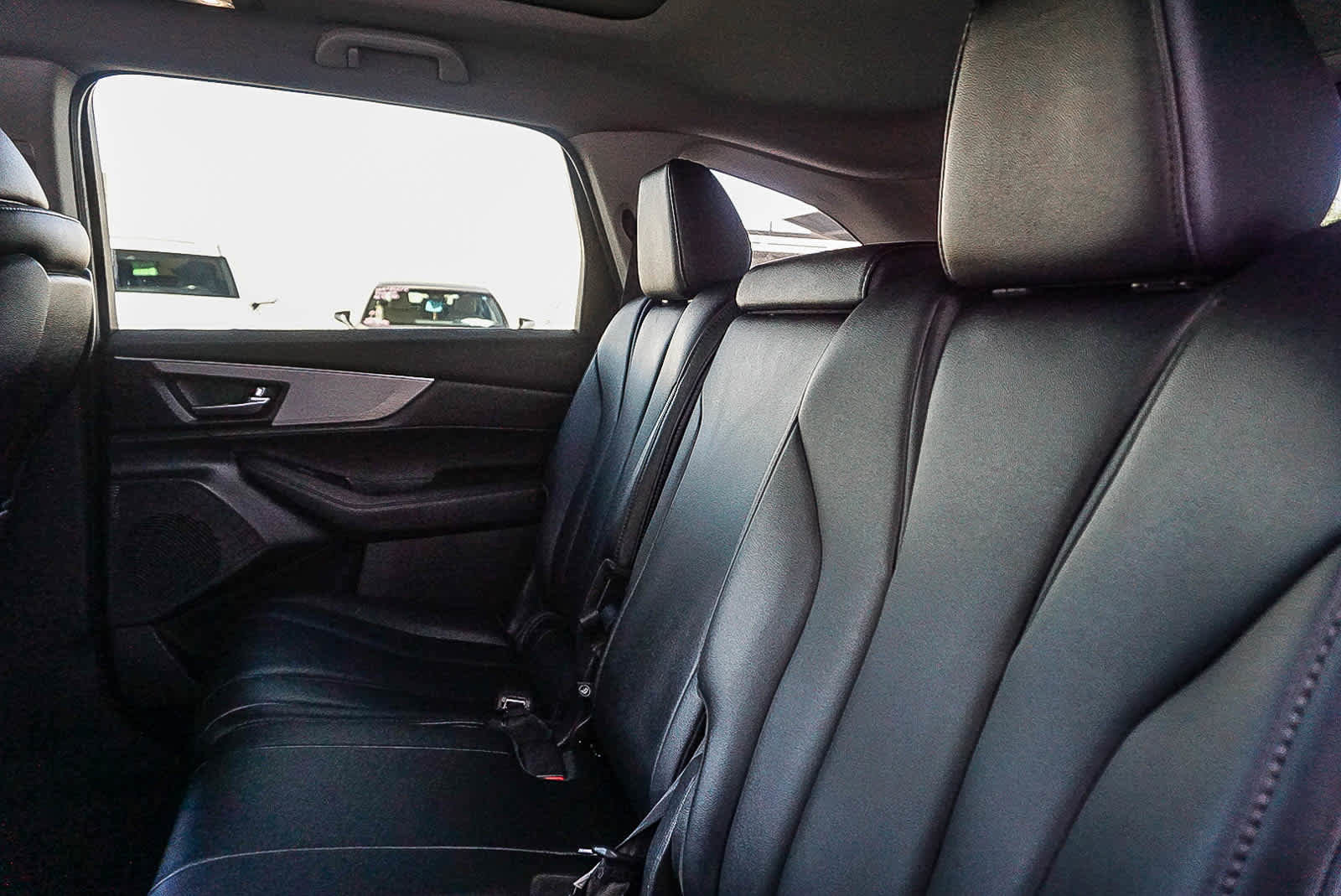 Used 2023 Acura MDX SH-AWD image 19