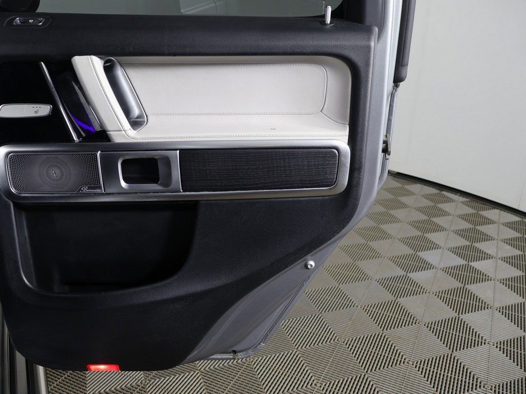 Used 2019 Mercedes-Benz G 63 AMG 4MATIC w/ Seat Comfort Package image 27