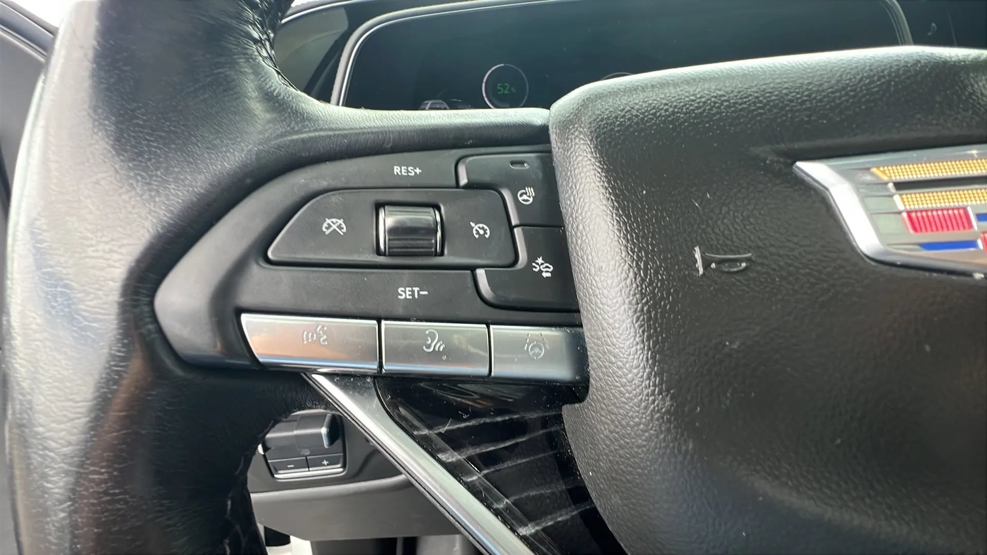 Used 2021 Cadillac Escalade Sport w/ Driver Assist Tech Package AWD/4WD image 33