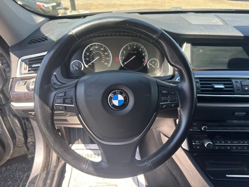 Used 2011 BMW 550i Gran Turismo xDrive AWD/4WD image 29