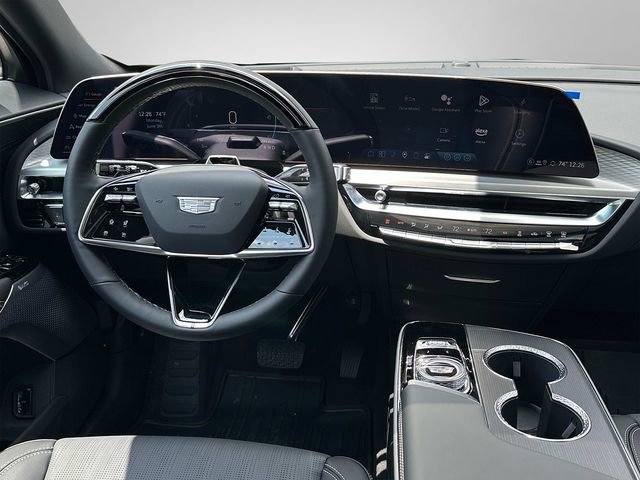 Used 2025 Cadillac Lyriq Sport image 2