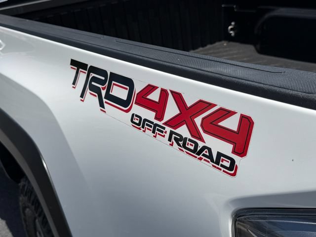 Certified 2022 Toyota Tacoma TRD Off-Road w/ Technology Package AWD/4WD image 15