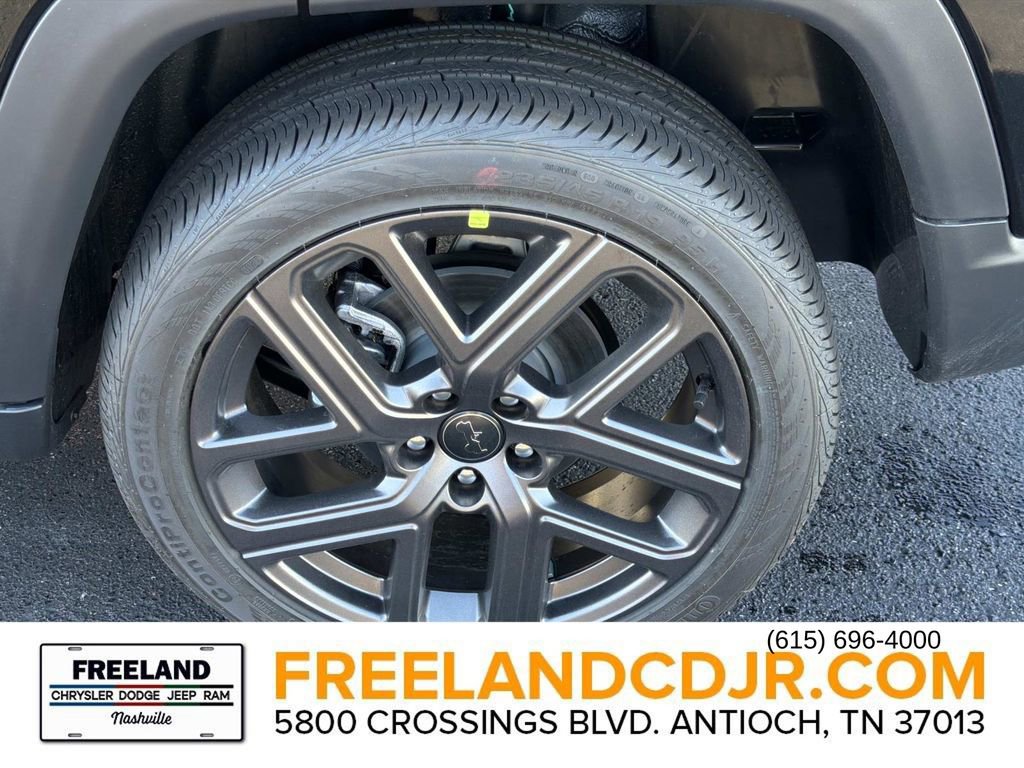 New 2026 Jeep Compass Latitude image 10