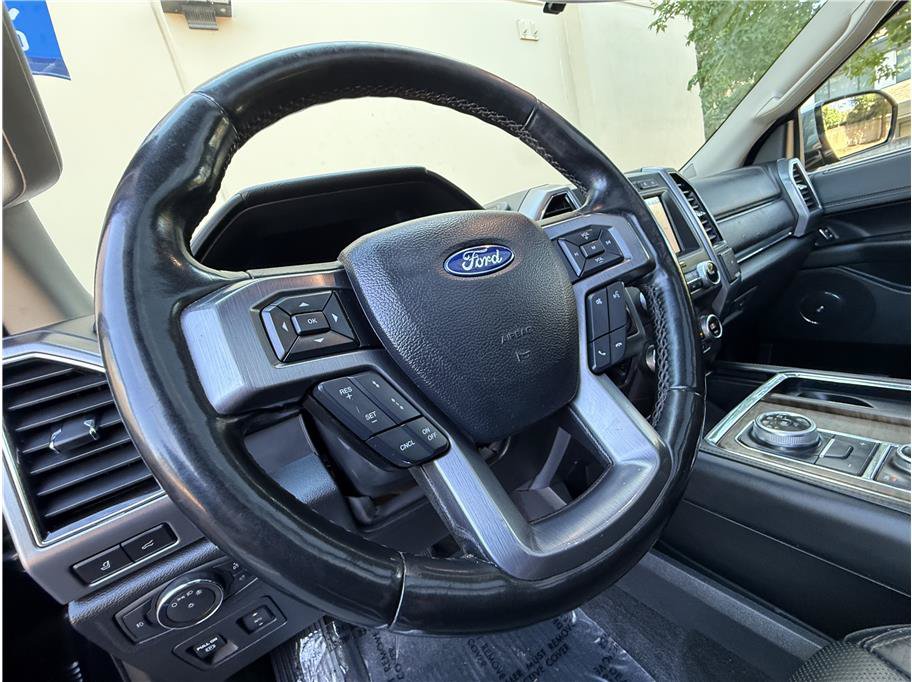 Used 2019 Ford Expedition Max Platinum AWD/4WD image 8
