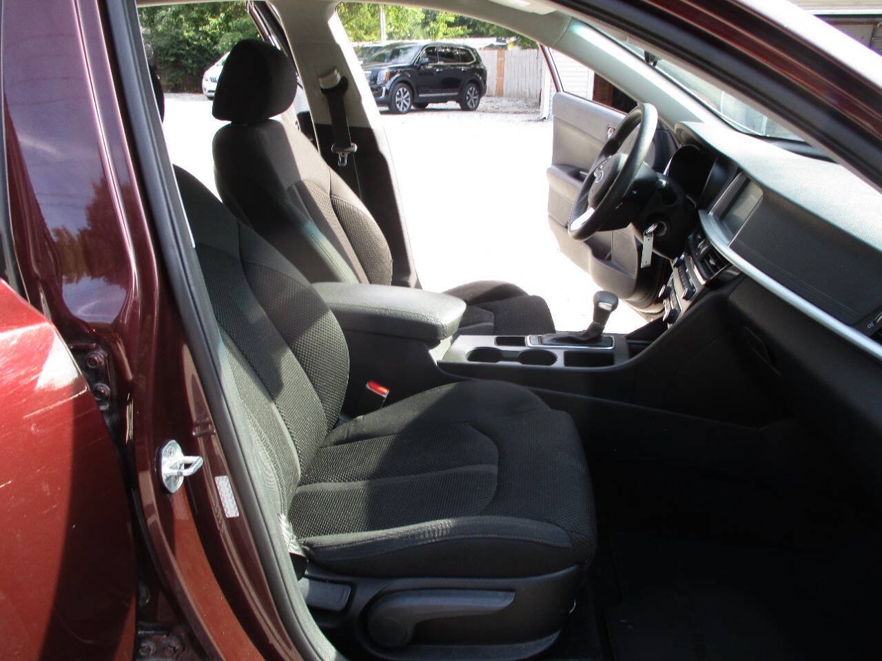Used 2020 Kia Optima LX FWD image 24
