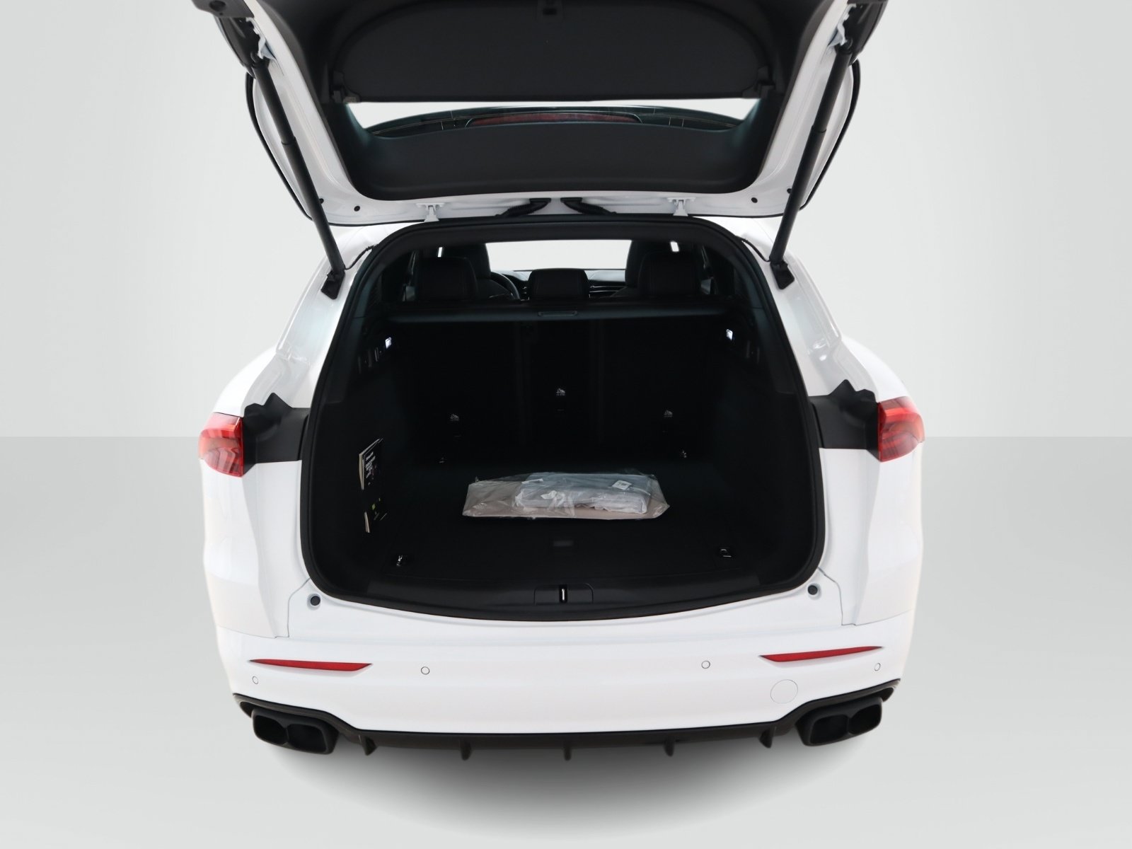 New 2026 Maserati Grecale Modena AWD/4WD image 11