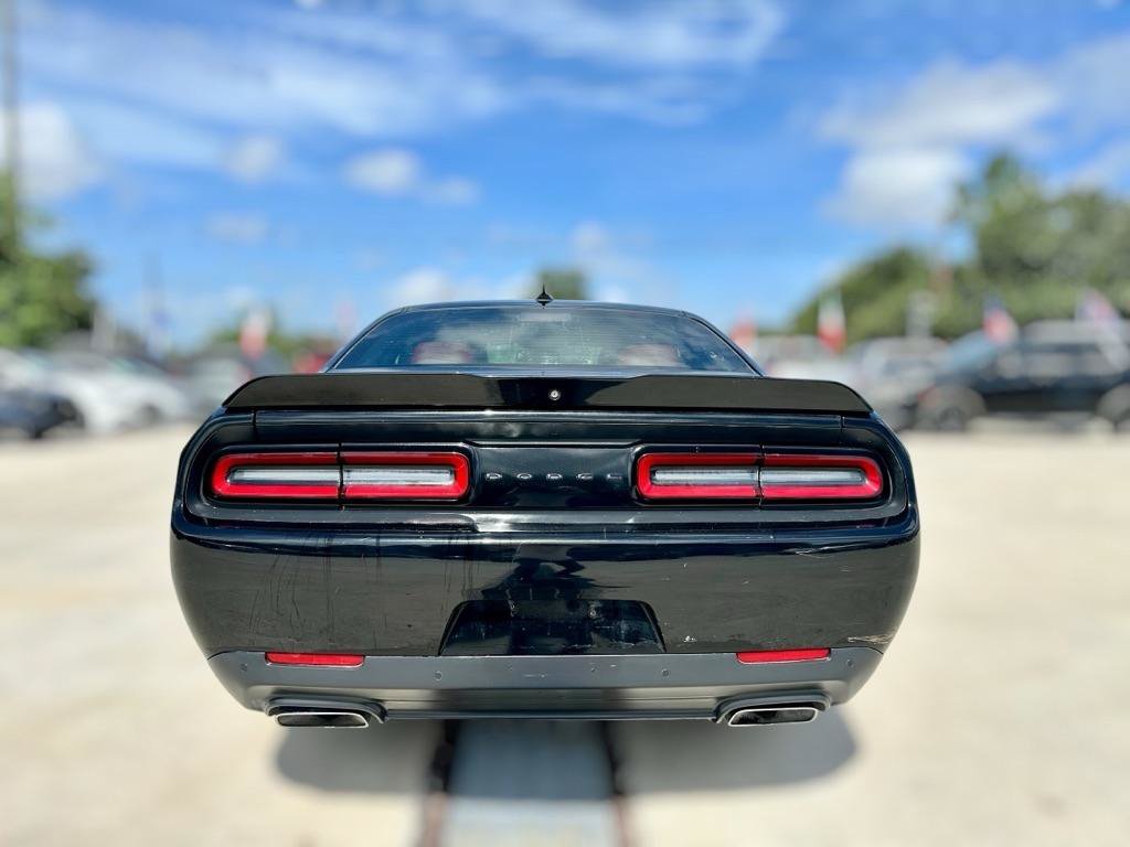 Used 2015 Dodge Challenger R/T Plus RWD image 7
