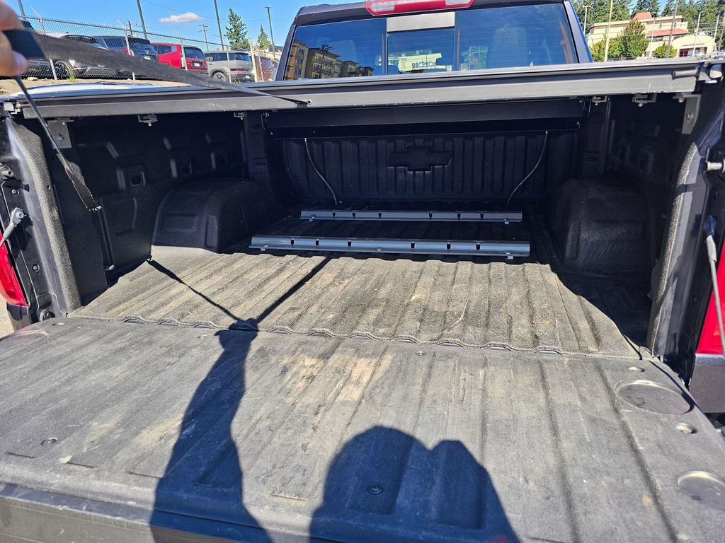 Used 2022 Chevrolet Silverado 1500 LTZ AWD/4WD image 14