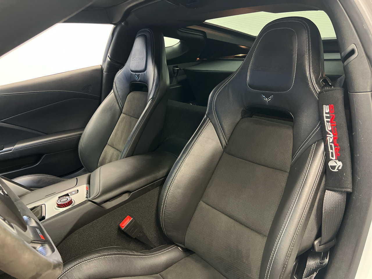 Used 2019 Chevrolet Corvette Z06 image 46