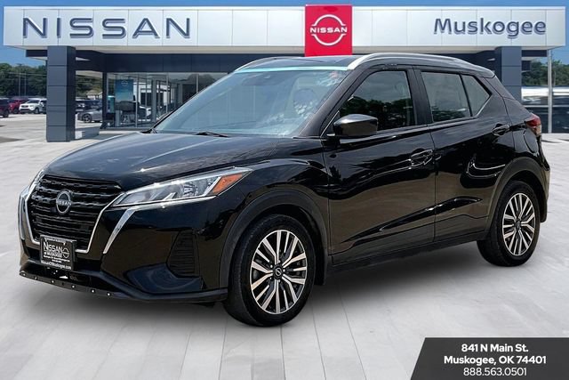 Used 2024 Nissan Kicks SV FWD image 3