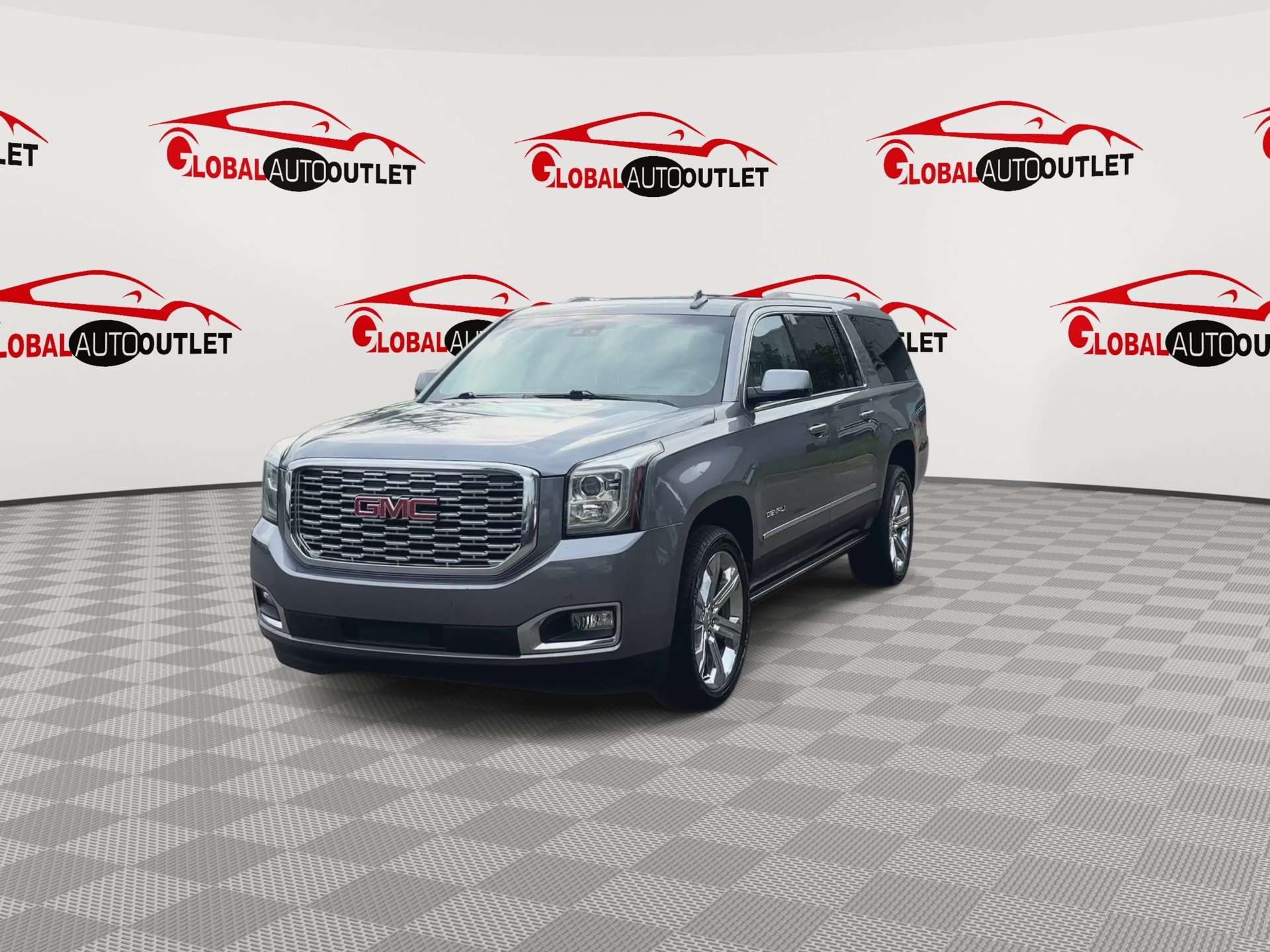 Used 2019 GMC Yukon XL Denali w/ Open Road Package RWD image 4