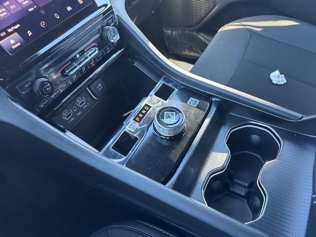 New 2025 Jeep Grand Cherokee L Laredo RWD image 21