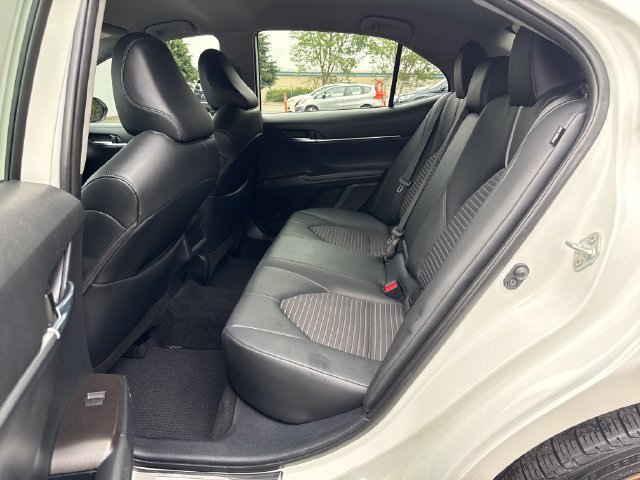 Used 2023 Toyota Camry SE FWD image 13