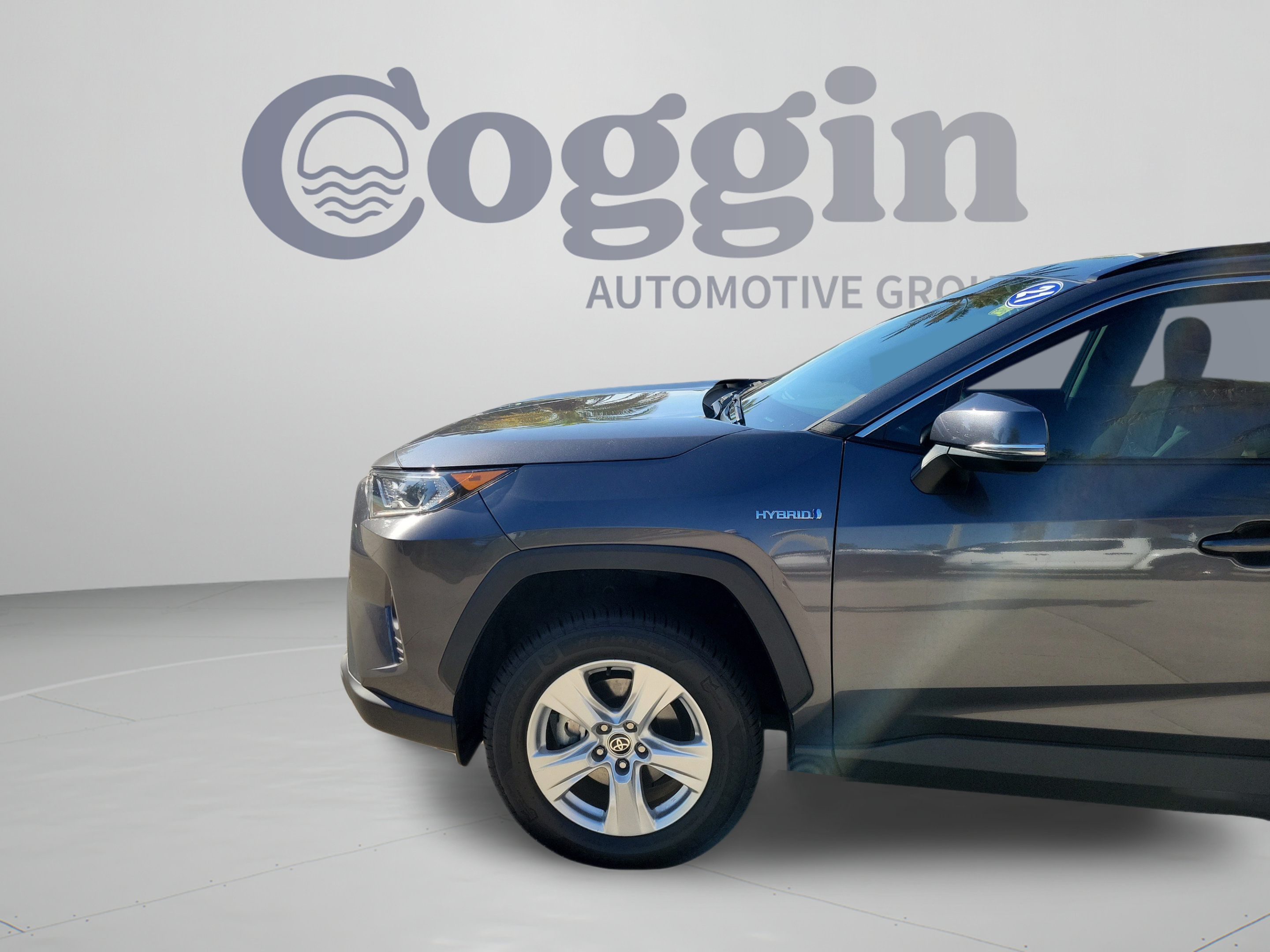 Used 2021 Toyota RAV4 XLE AWD/4WD image 30