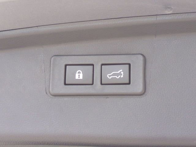 Used 2025 Subaru Outback Limited AWD/4WD image 14