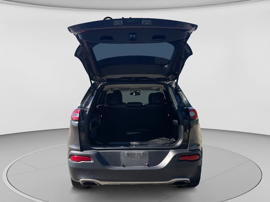 Used 2017 Jeep Cherokee Limited AWD/4WD image 15