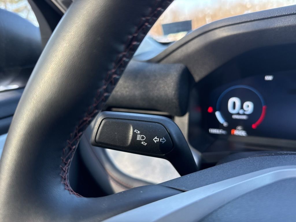 Used 2025 Ford Explorer Active image 19