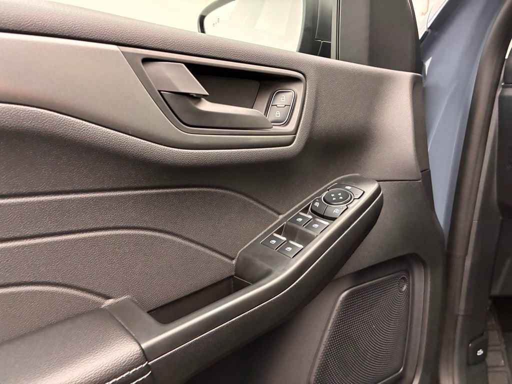 New 2026 Ford Escape Active w/ Cold Weather Package image 19