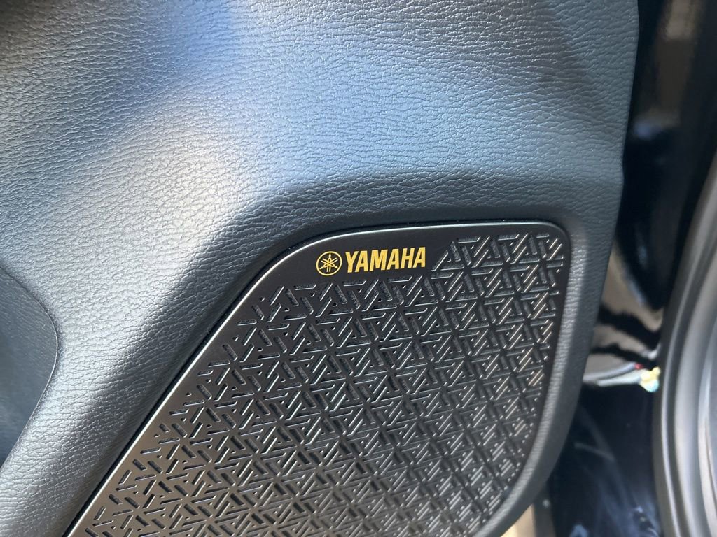 New 2026 Mitsubishi Outlander SE image 38