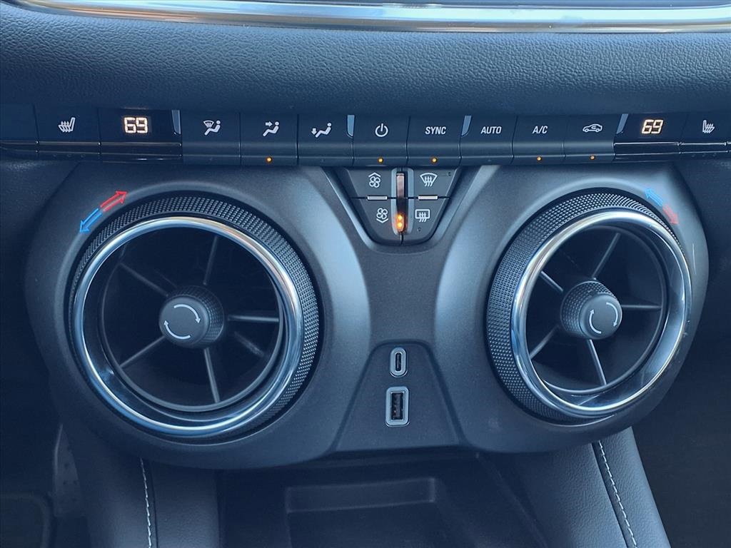 New 2025 Chevrolet Blazer LT w/ Convenience Package image 15