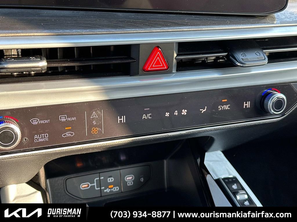 New 2025 Kia Sorento SX Prestige w/ Olive Brown Leather Package image 11