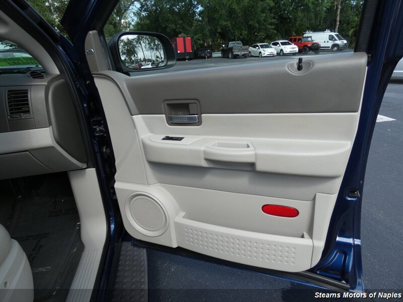 Used 2005 Dodge Durango Limited w/ Trailer Tow Group AWD/4WD image 53