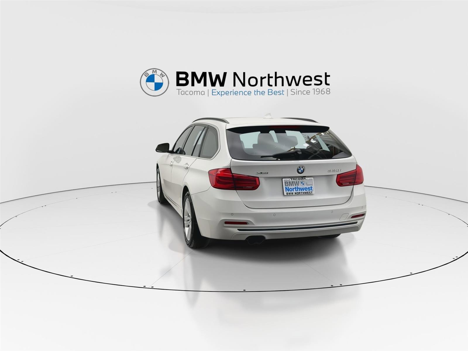 Used 2019 BMW 330i xDrive Wagon w/ Premium Package AWD/4WD image 13