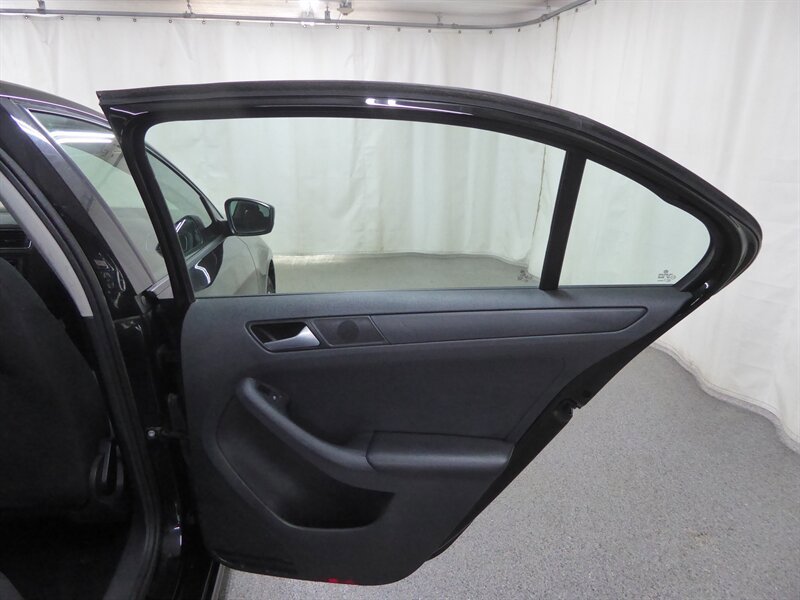 Used 2014 Volkswagen Jetta S FWD image 30