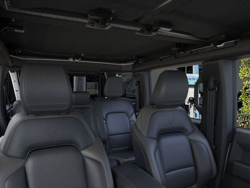 New 2025 Ford Bronco Outer Banks w/ Sasquatch Package AWD/4WD image 12
