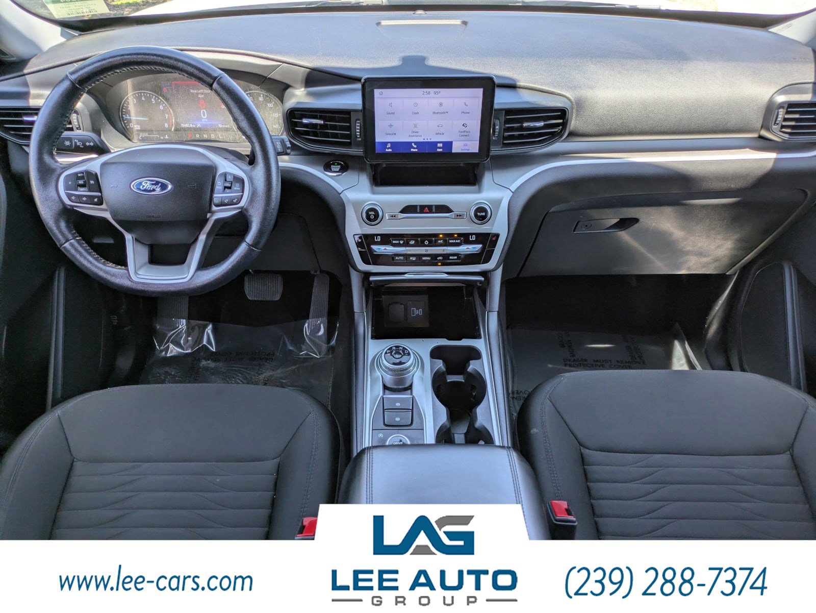 Used 2021 Ford Explorer XLT AWD/4WD image 13