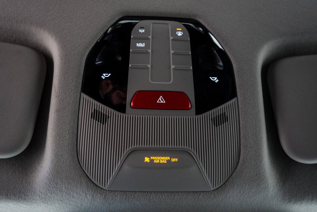Used 2025 Kia K4 EX image 26